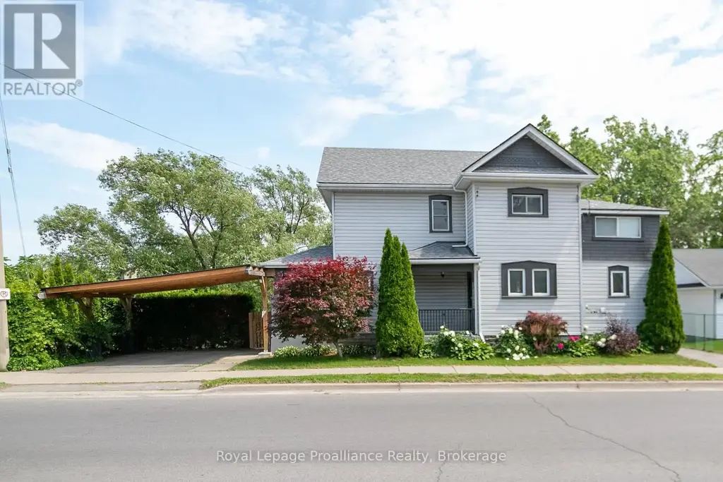 83 Moira Street E, Belleville (Belleville Ward)